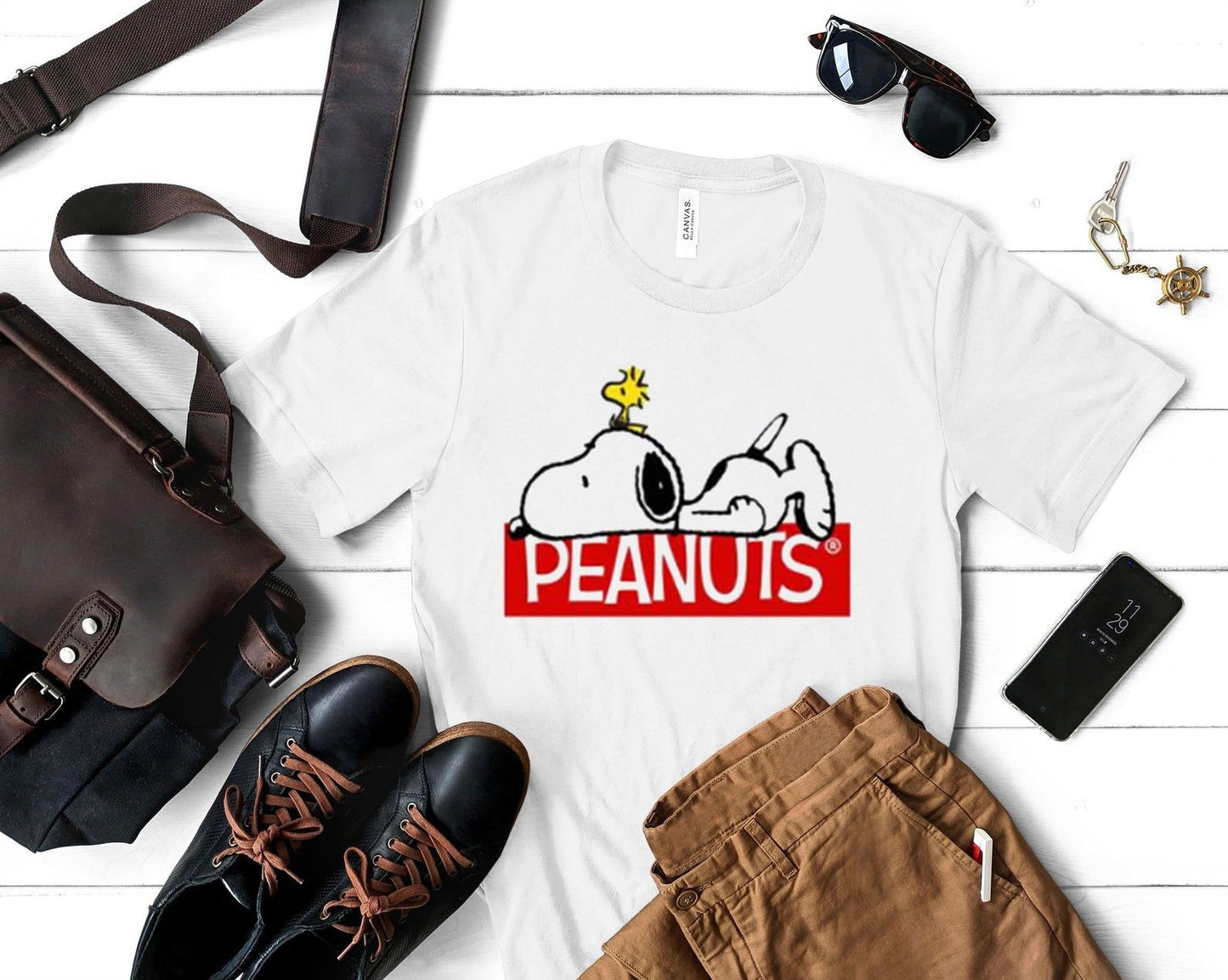 The Peanuts T-shirt and Hoodie 0523