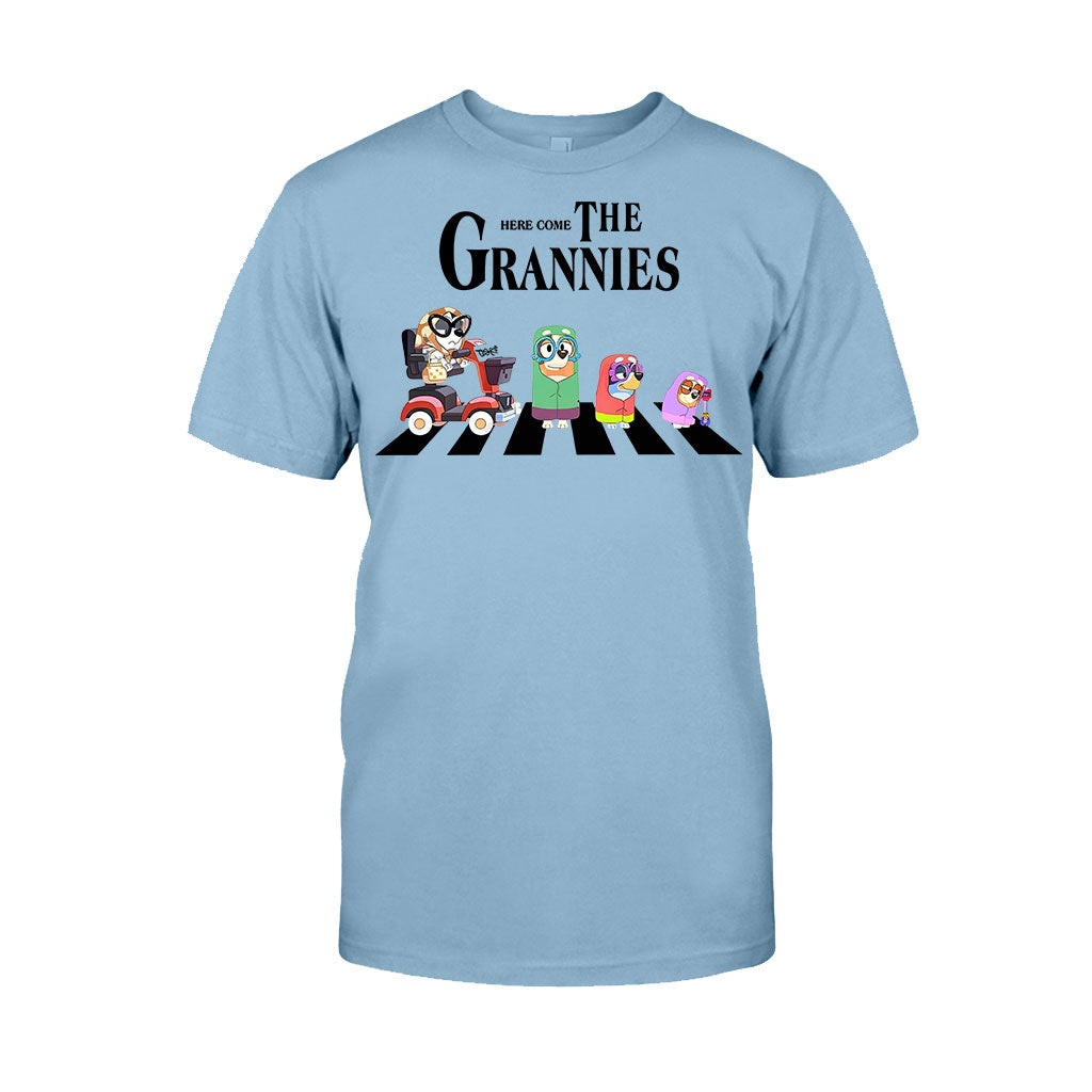 Here Come The Grannies - T-shirt And Hoodie