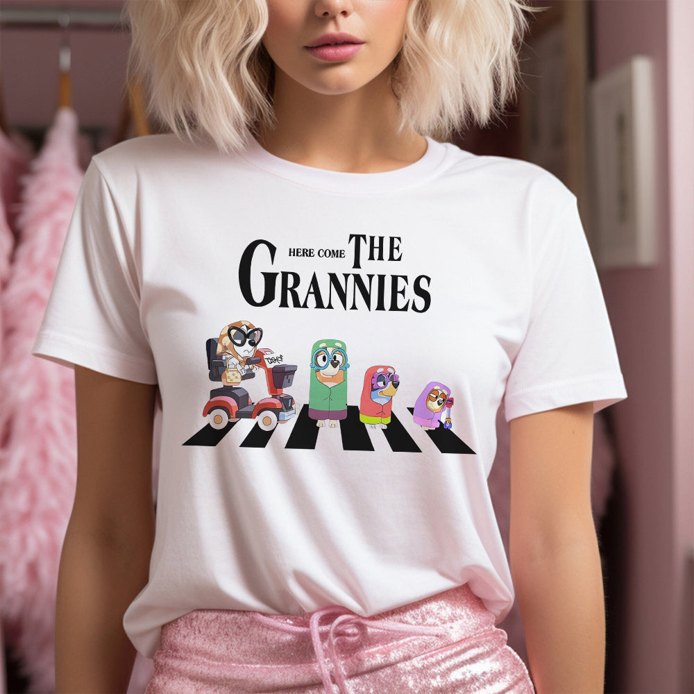 Here Come The Grannies - T-shirt And Hoodie
