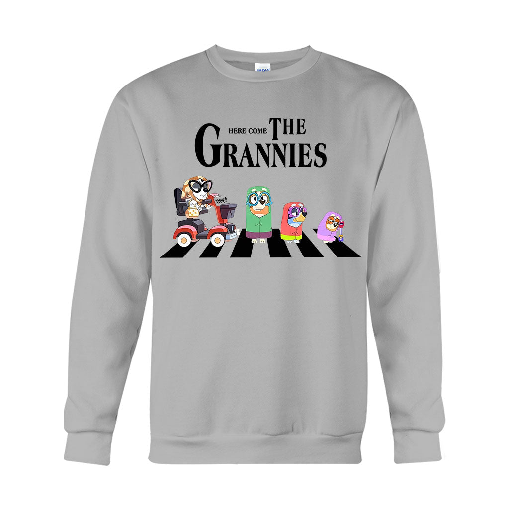 Here Come The Grannies - T-shirt And Hoodie
