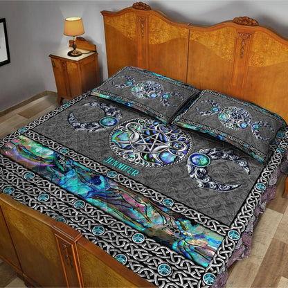 Mystery Spirit Triple Moon - Personalized Witch Quilt Set