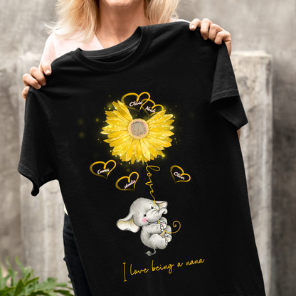 I Love Being A Nana - Personalized Mother's Day Grandma T-shirt and Hoodie