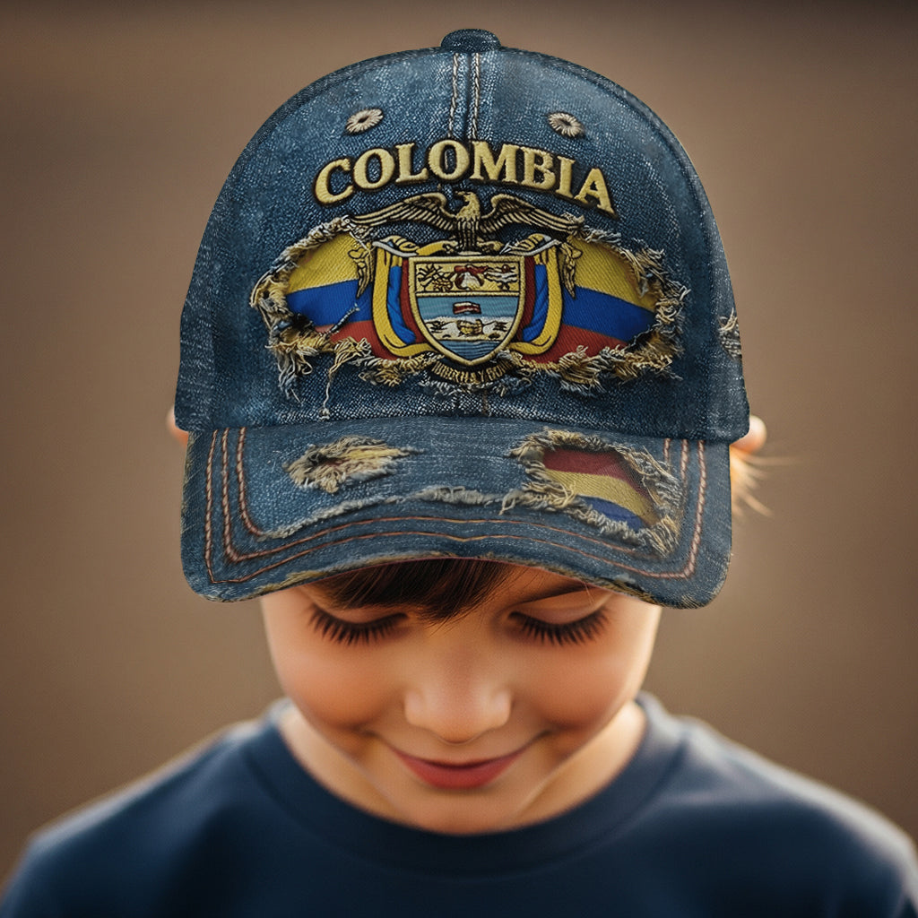 Proud Colombian - Personalized Expats Classic Cap
