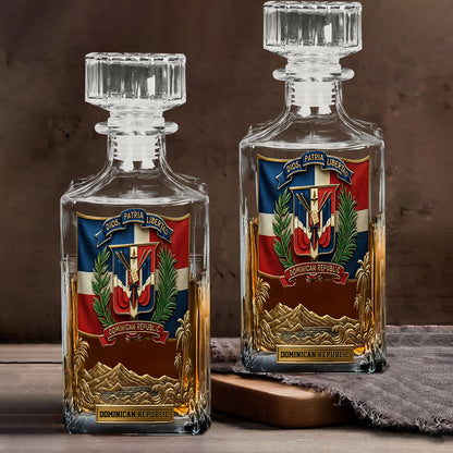 Dominican Republic, Dios, Patria, Libertad - Personalized Expats Whiskey Decanter Set