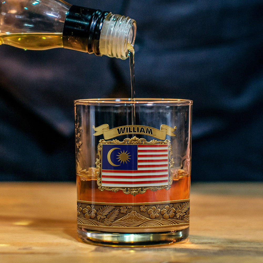 Flag of Malaysia - Personalized Expats Whiskey Glass