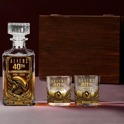 Alien 40th Anniversary - Personalized Alien Whiskey Decanter Set
