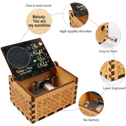 The Night We Met - Couple gift for boyfriend, girlfriend, wife, husband - Personalized Hand Crank Music Box