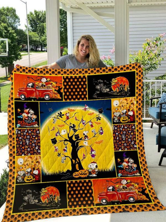 Happy Halloween Quilt 0823