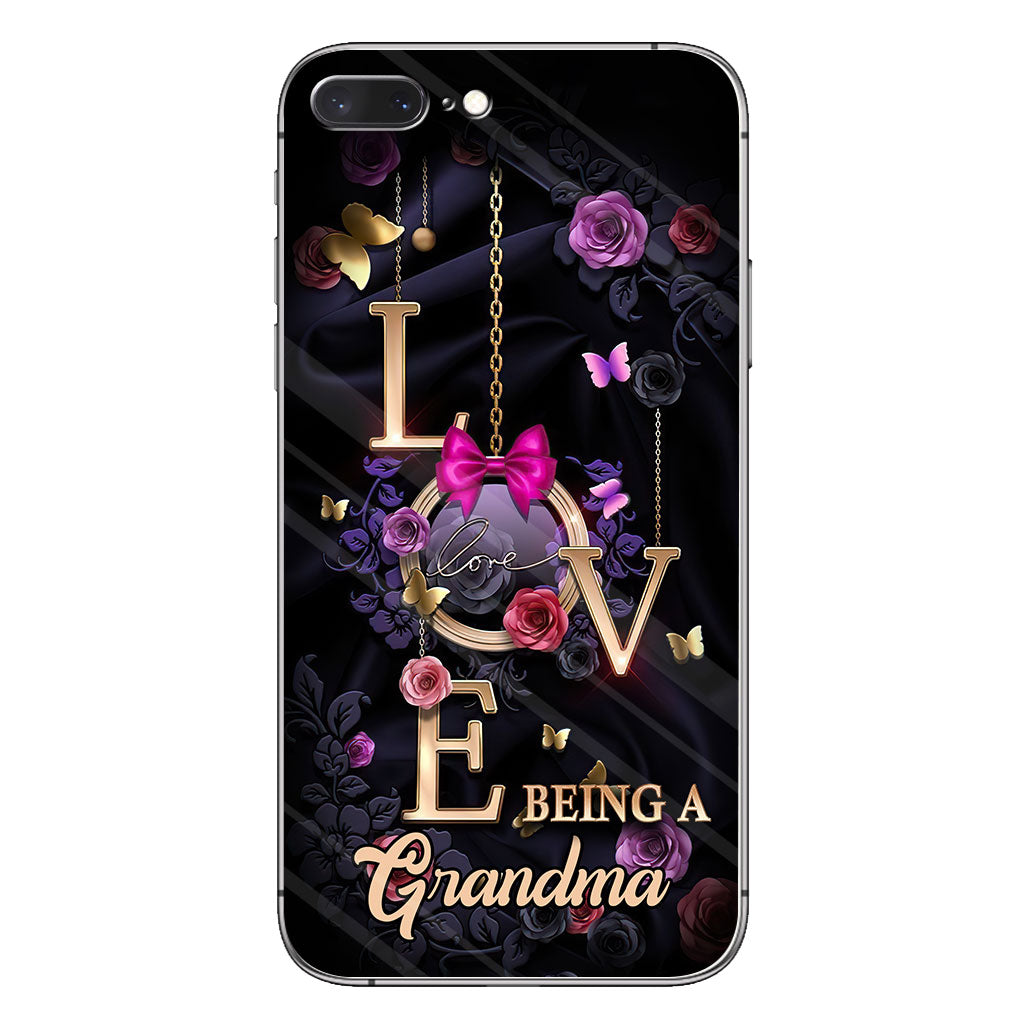Love Being A Grandma - Personalized Grandma Phone Case