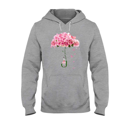 Never Give Up - Breast Cancer Awareness T-shirt and Hoodie