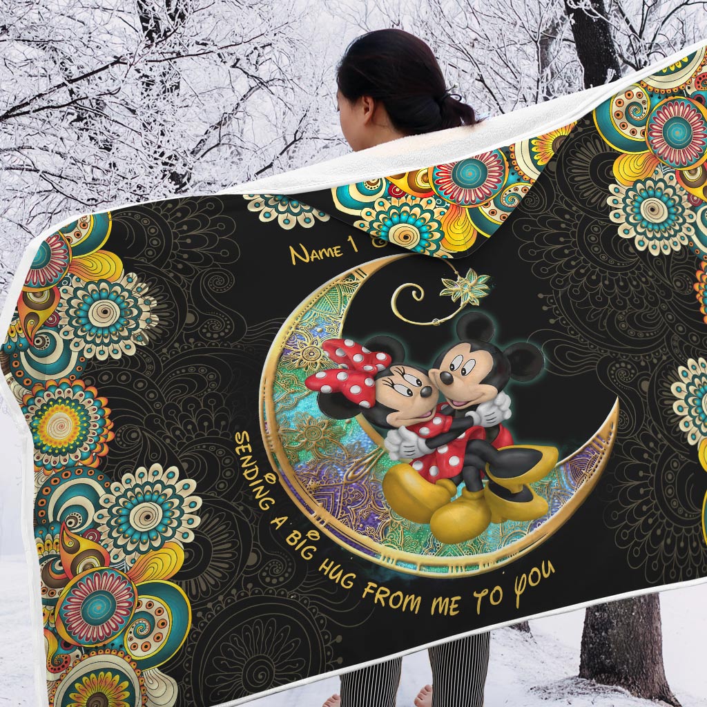Sending A Big Hug - Personalized Mouse Hooded Blanket
