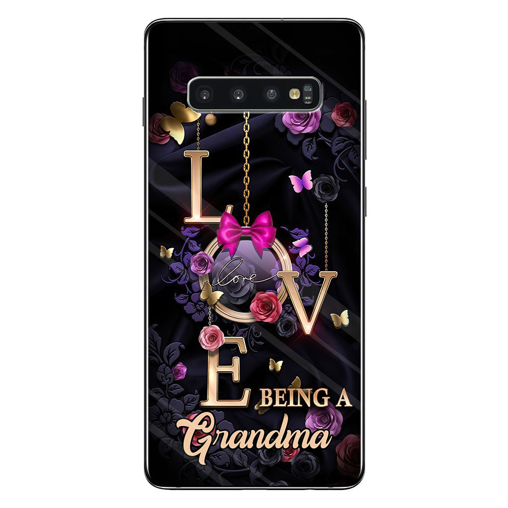Love Being A Grandma - Personalized Grandma Phone Case