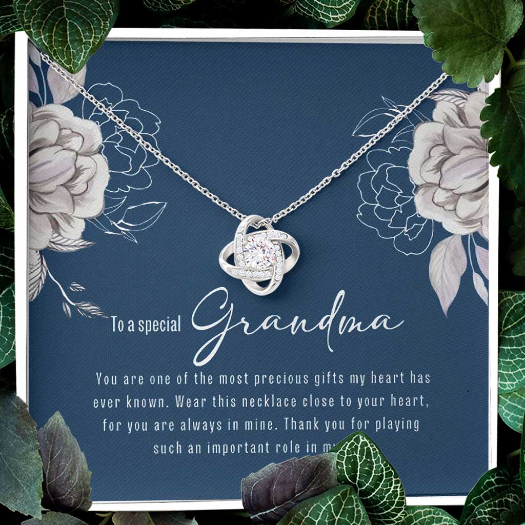 Gifts For Grandma From Grandchildren - Grandma Love Knot Necklace 0921