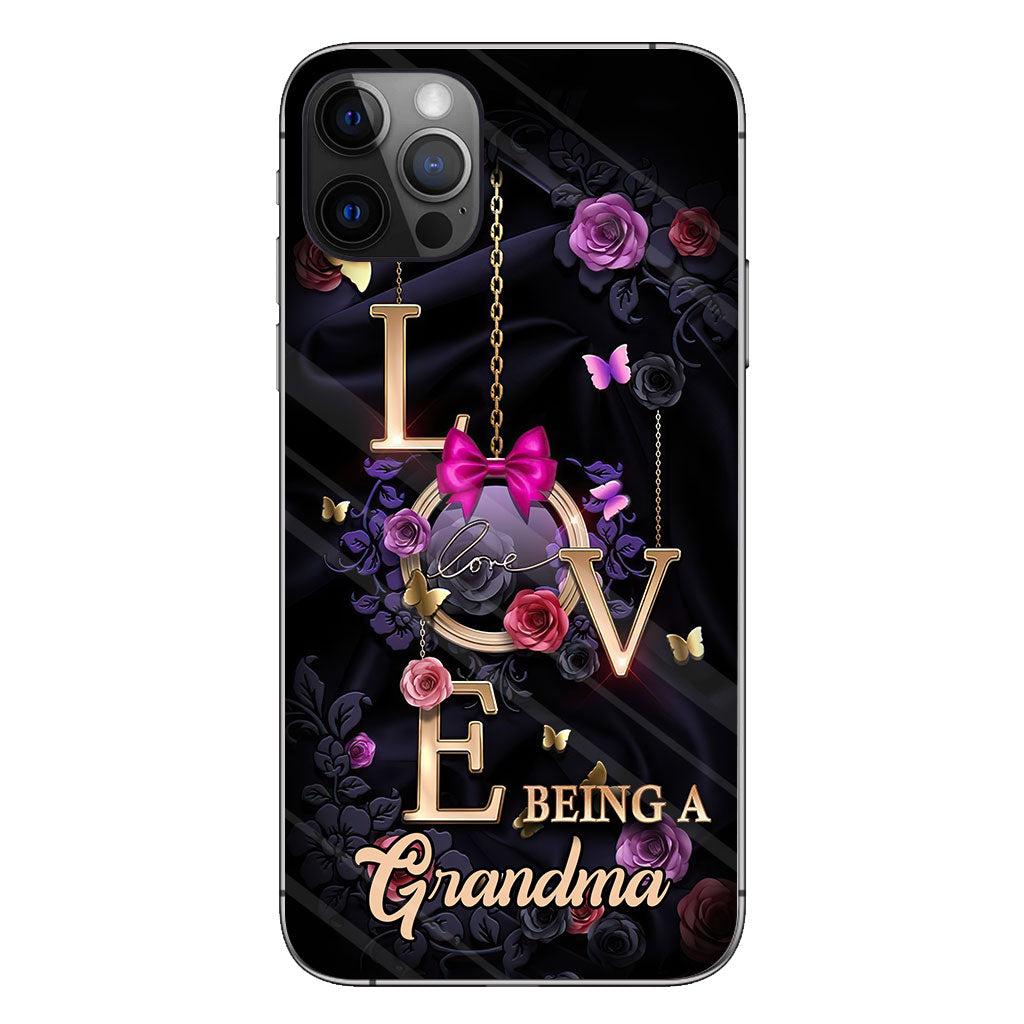 Love Being A Grandma - Personalized Grandma Phone Case