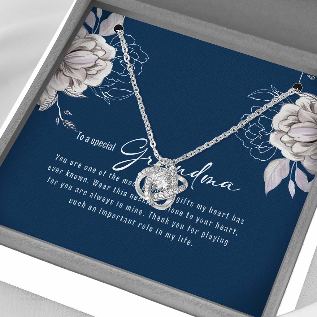 Gifts For Grandma From Grandchildren - Grandma Love Knot Necklace 0921
