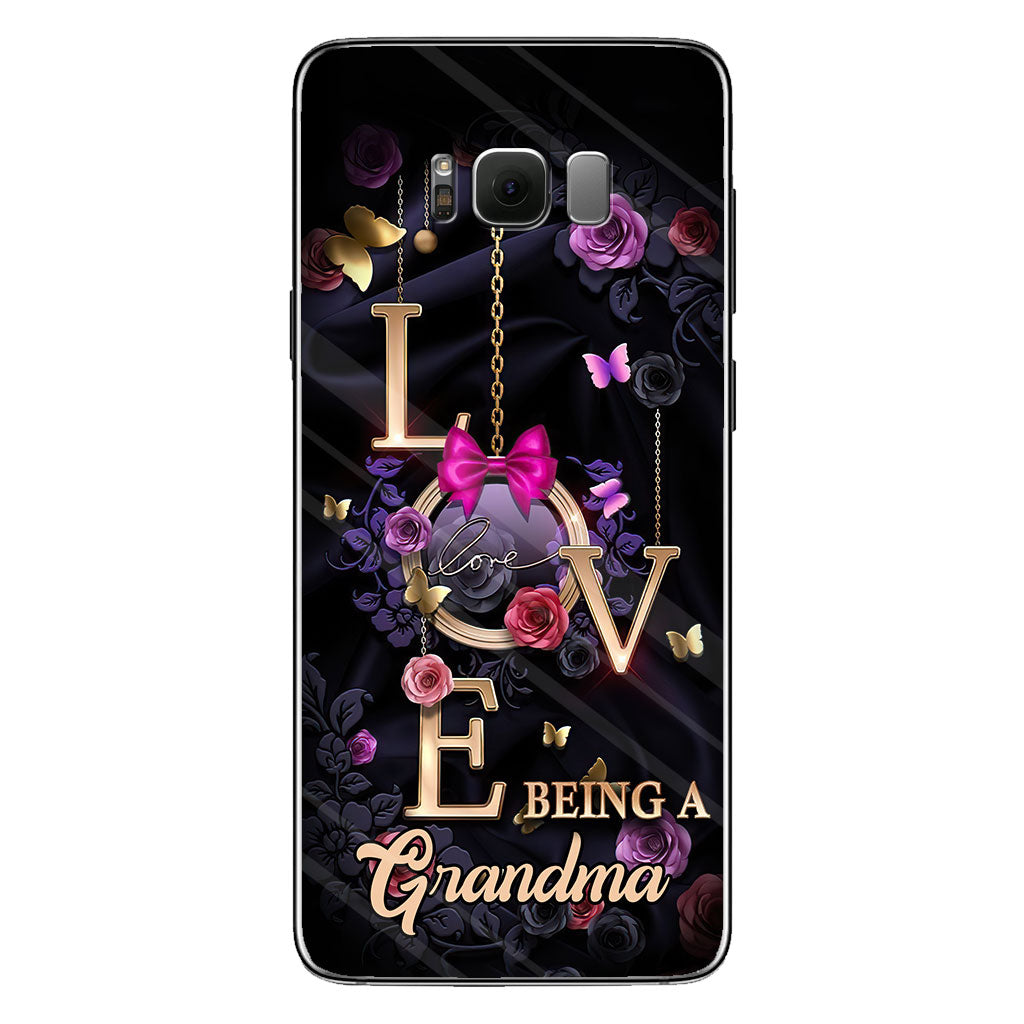 Love Being A Grandma - Personalized Grandma Phone Case