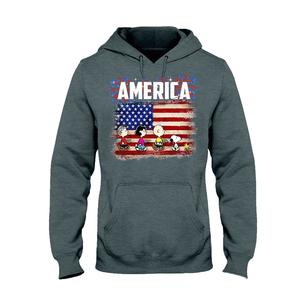 The White Dog - Independence Day T-shirt and Hoodie