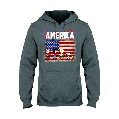 The White Dog - Independence Day T-shirt and Hoodie