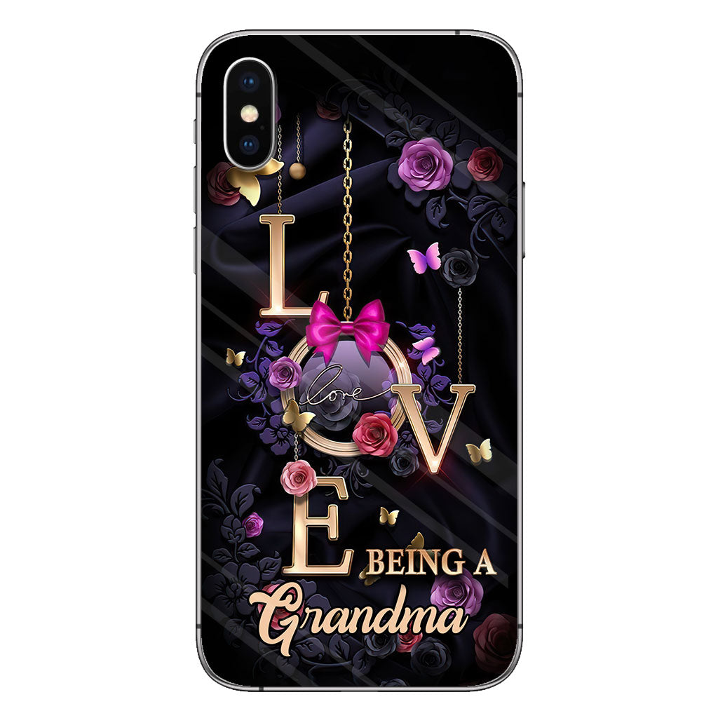 Love Being A Grandma - Personalized Grandma Phone Case