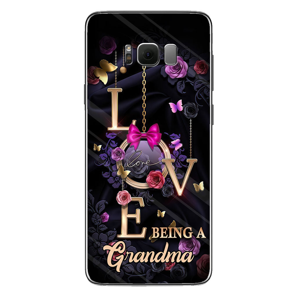 Love Being A Grandma - Personalized Grandma Phone Case