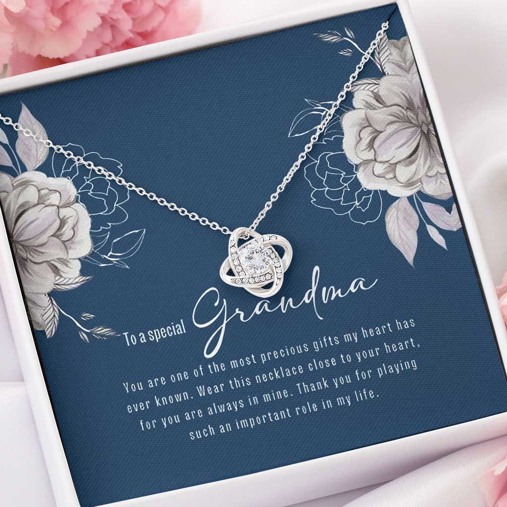 Gifts For Grandma From Grandchildren - Grandma Love Knot Necklace 0921