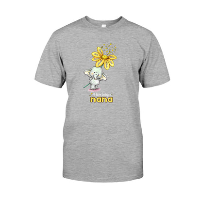 I Love Being A Nana - Personalized Mother's Day Grandma T-shirt and Hoodie