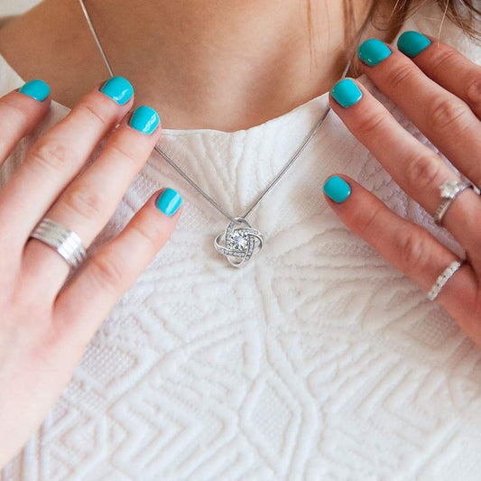 For Your Precious Grandma Who Deserves The World On Mother's Day - Grandma Love Knot Necklace 0921