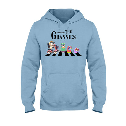 Here Come The Grannies - T-shirt And Hoodie