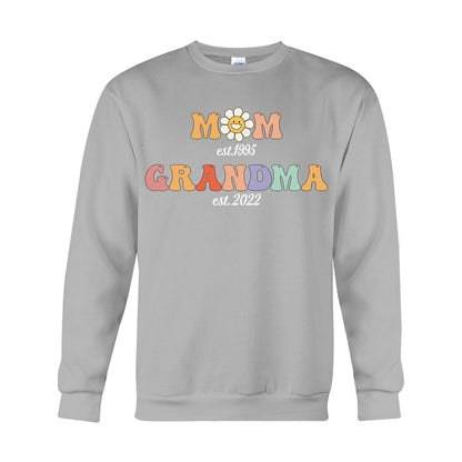 Mom And Grandma Est - Personalized Grandma T-shirt And Hoodie