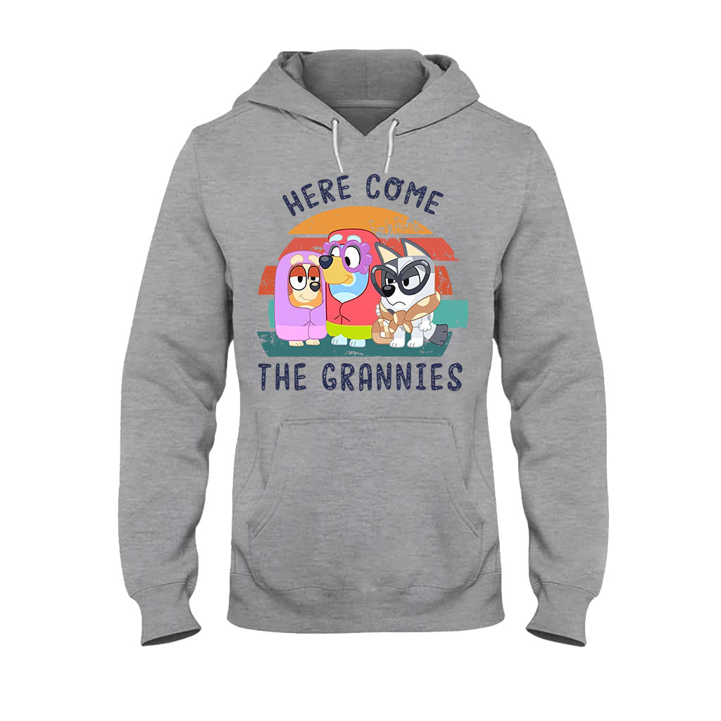 Here Come The Grannies - Grandma T-shirt And Hoodie