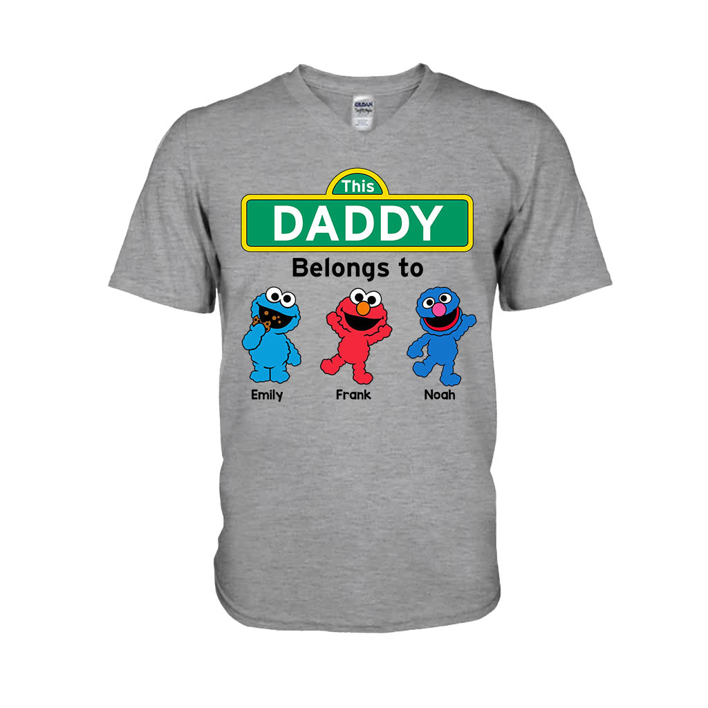 This Daddy/ Dad/ Grandpa... Belongs To - Personalized Father T-shirt And Hoodie