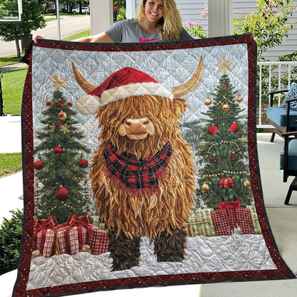 Beautiful Christmas Highland Cow - Personalized Quilt