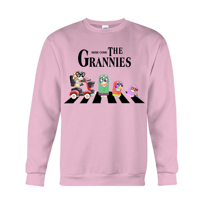 Here Come The Grannies - T-shirt And Hoodie