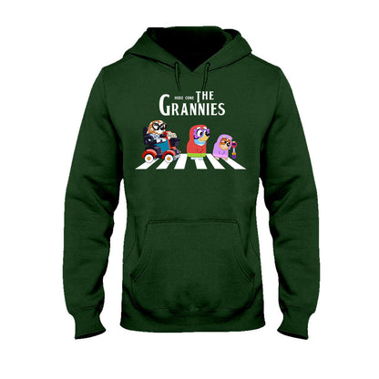 Here Come The Grannies - Grandma T-shirt And Hoodie