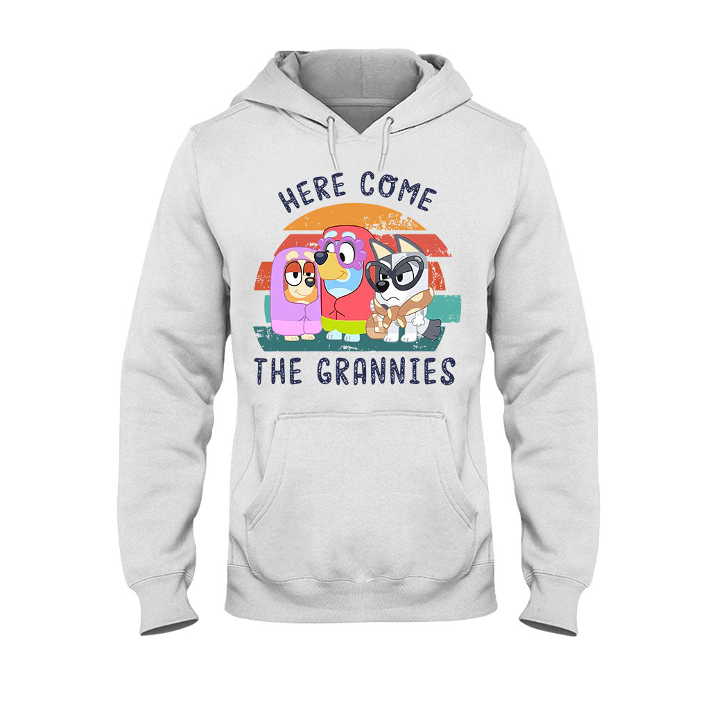 Here Come The Grannies - Grandma T-shirt And Hoodie