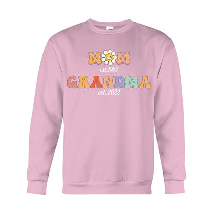 Mom And Grandma Est - Personalized Grandma T-shirt And Hoodie