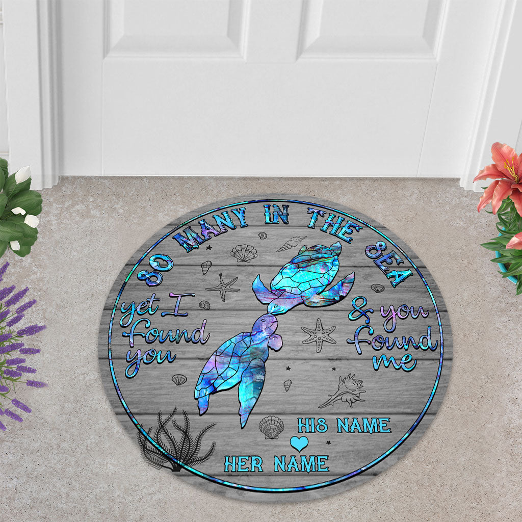 So Many In The Sea - Personalized Turtle Shaped Doormat