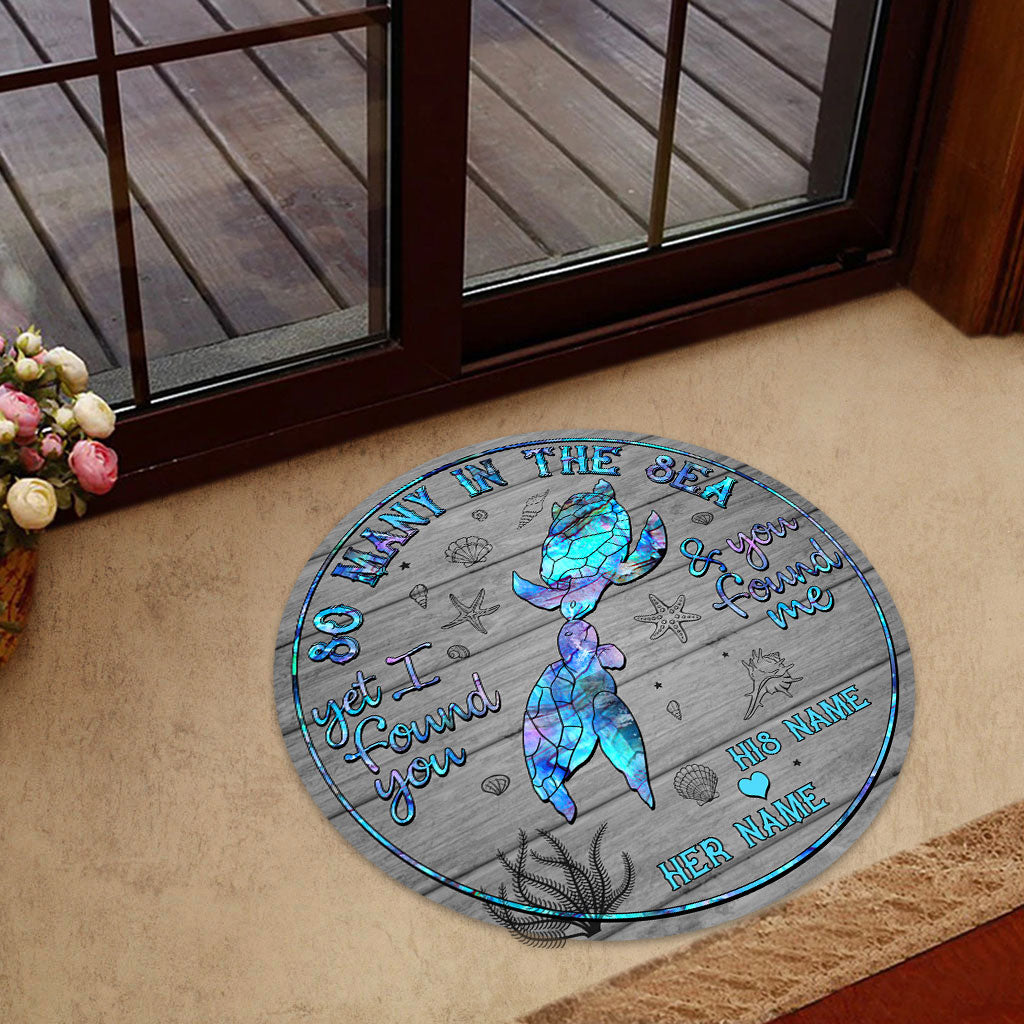 So Many In The Sea - Personalized Turtle Shaped Doormat