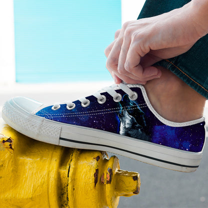 Galaxy Night Sky - Wolf Low Top Shoes