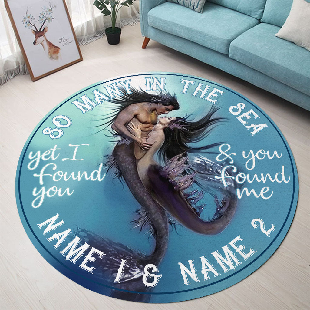 So Many In The Sea - Personalized Mermaid Round Rug