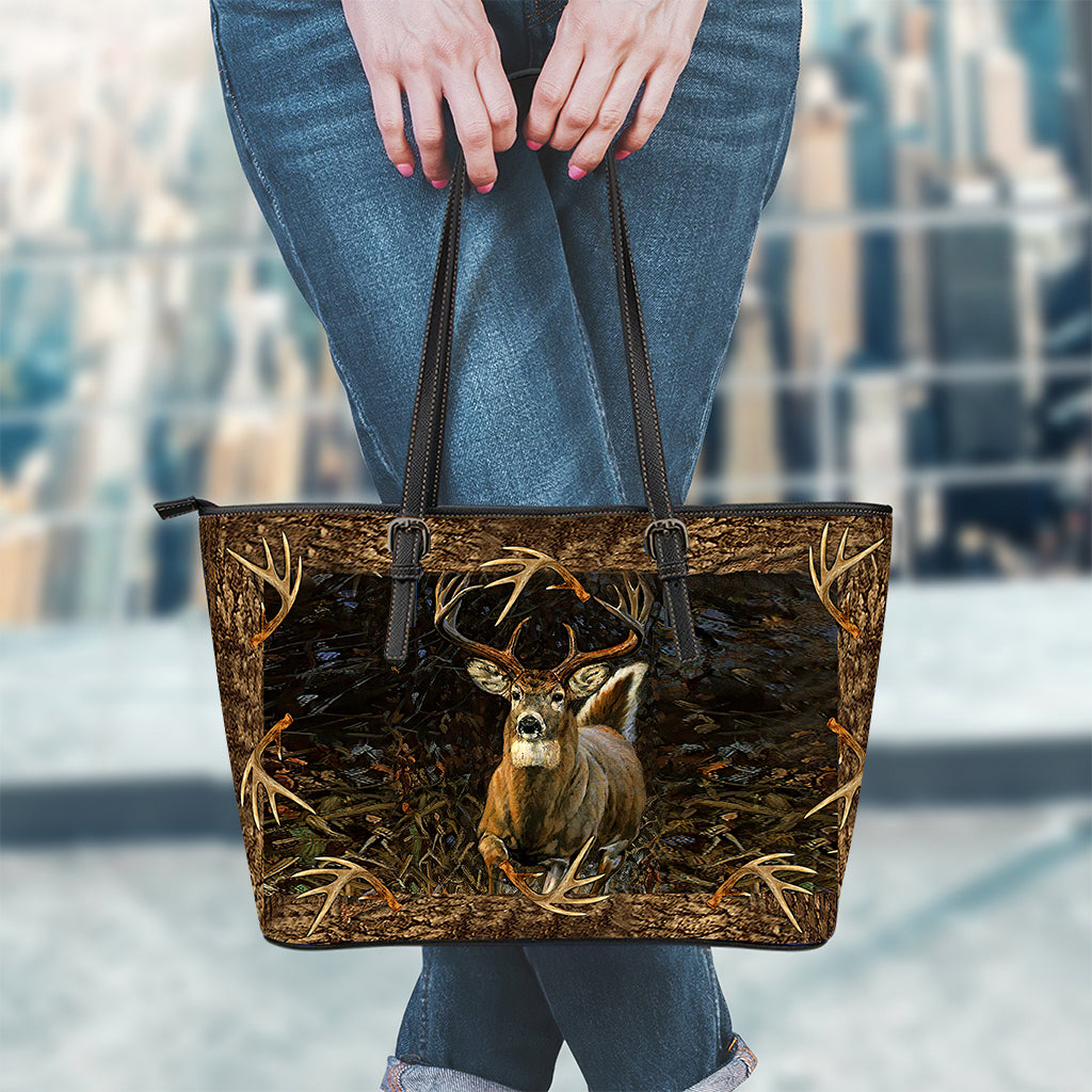 Deer Hunting - Hunting Leather Bag